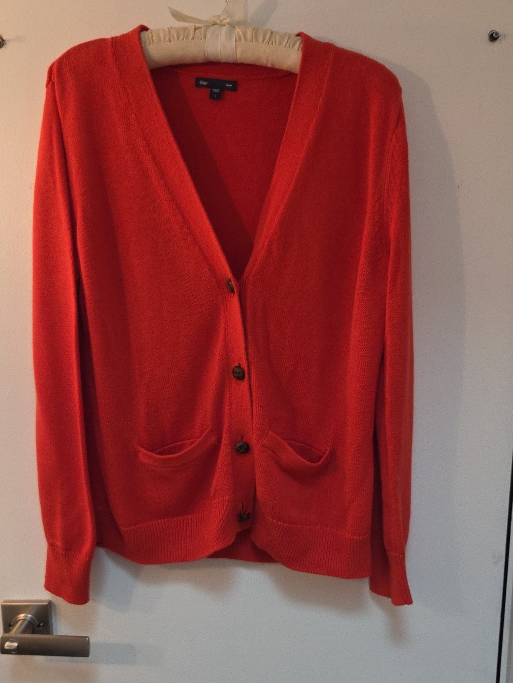 GAP Women's Button-Front V-Neck Cardigan - Orange-Red